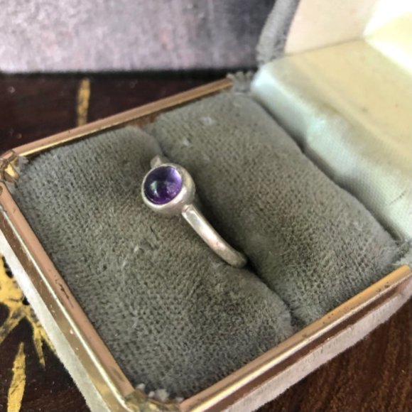 Vintage Sterling Silver and Glass Ring size 5 1/4 Minimalist Jewelry - Picture 3 of 4